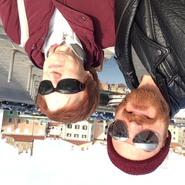 Z mamo na sprehodu po Izoli (Tomaž Simatović)